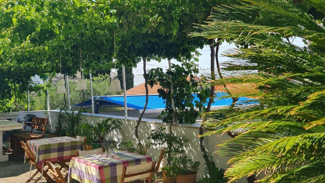 Guesthouse Lidija スティヴァン エクステリア 写真